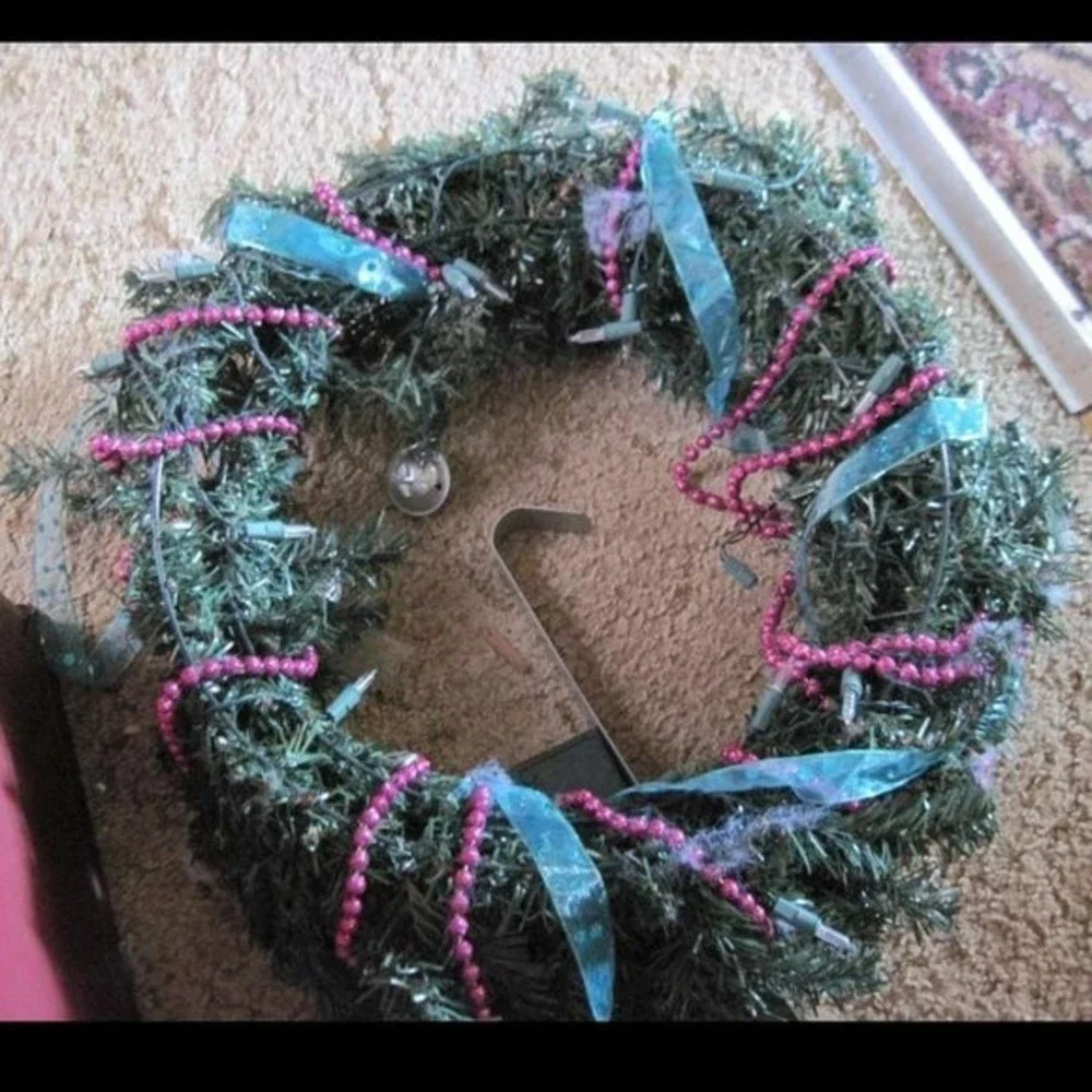 Wreath on Wire Frame & Hanger Partially Decorated Untested Lights Battery Packs